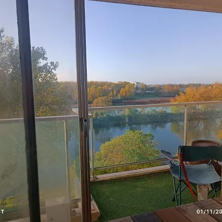 Petit Cocon Vue Sur La Loire Avec Place De Parking Offerte Orléans Esterno foto